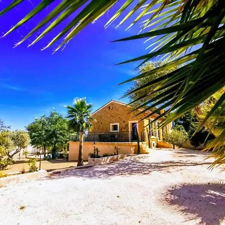 Napoleon Holiday home *