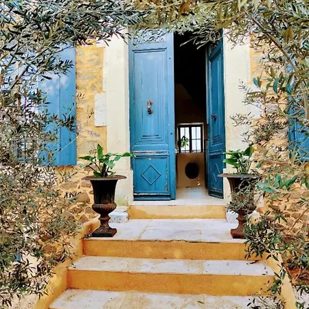 Napoleon בית נופש *