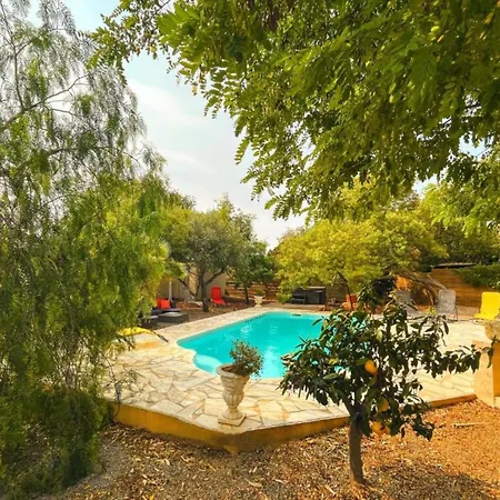 Napoleon Holiday home *